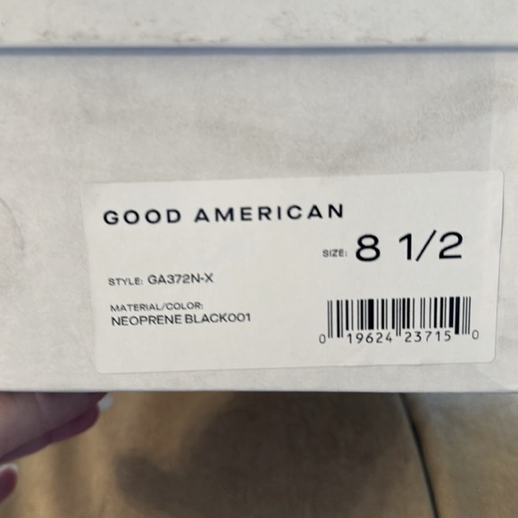 Good American Heels Black Sandals Caged Neoprene NIB Size 8.5 - Picture 12 of 12